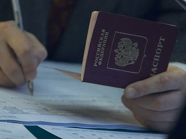 Саратовчанка подозревается в нелегальной регистрации 6 иностранцев