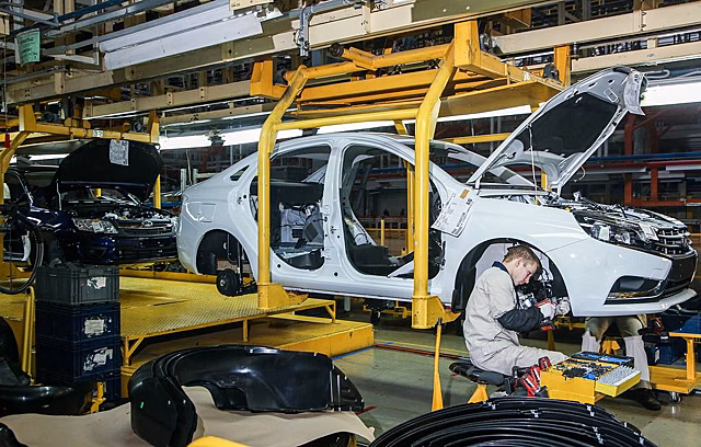 «АвтоВАЗ» сообщил о проблемах с комплектующими