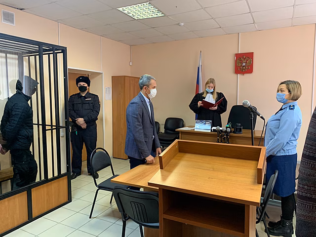 Лихача из Челябинска, который сбил женщину на пешеходном переходе, надолго отправили в колонию
