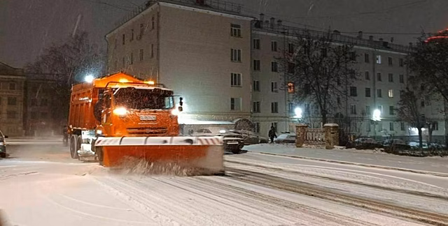 Вячеслав Симаков не увидел спецтехнику по уборке снега на улицах города