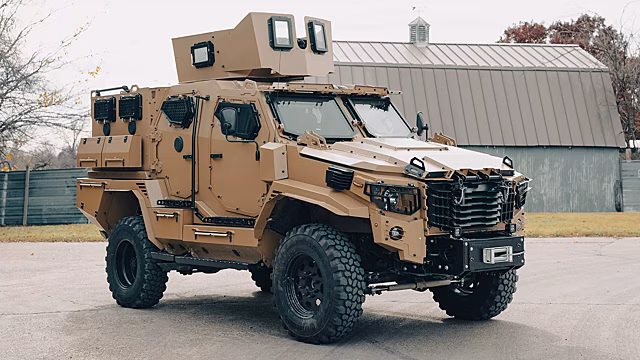 Пикап Ford превратили в броневик для дорог общего пользования