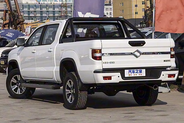 В РФ стартуют официальные продажи пикапа Huanghai N7: мотор Mitsubishi, дорого