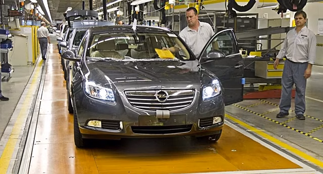 Новый хозяин Opel отнимает у марки заводы в Германии