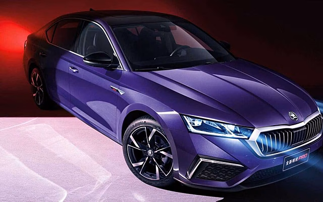 Skoda Octavia Pro подешевела в России: сколько просят за добротный европейский седан?