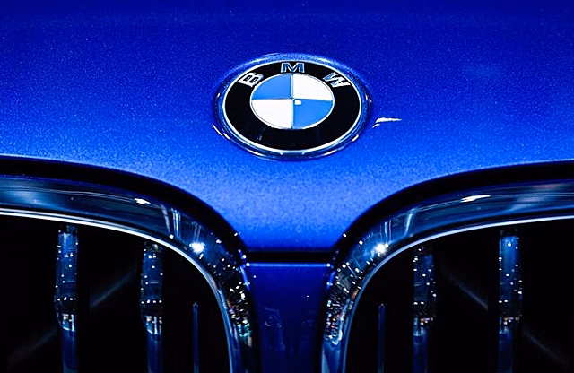 Дилерские центры BMW подняли ценники