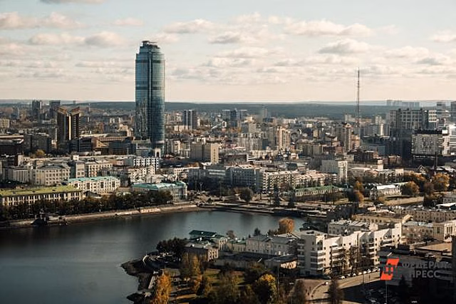 Екатеринбургский парк УрГУПСа окружат забором