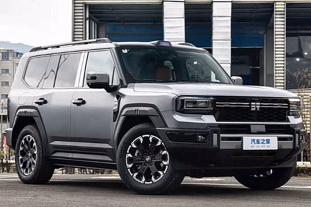 Новый 900-сильный Jetour G700 прошел испытания "За рулем"