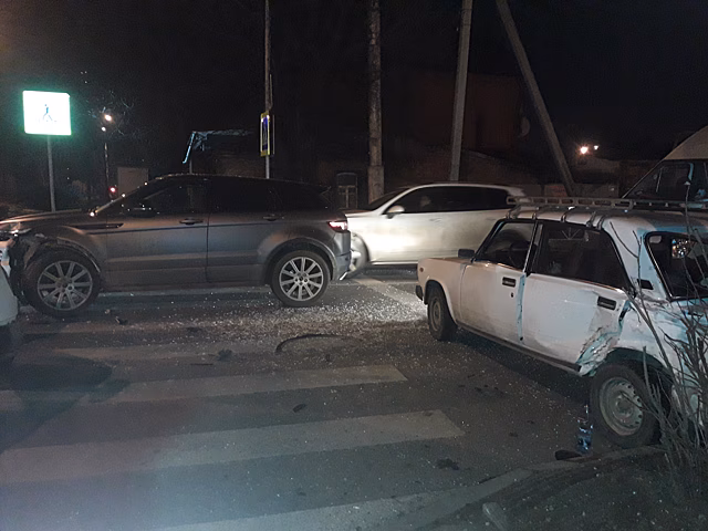 Полиция прокомментировала ДТП с участием Range Rover без госномеров в Краснодаре
