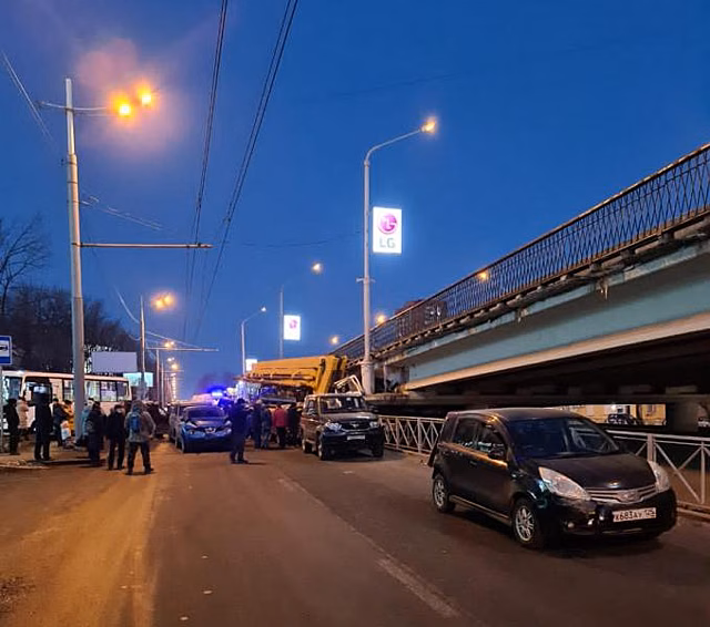 Озвучены обстоятельства жуткого ДТП на Второй Речке во Владивостоке
