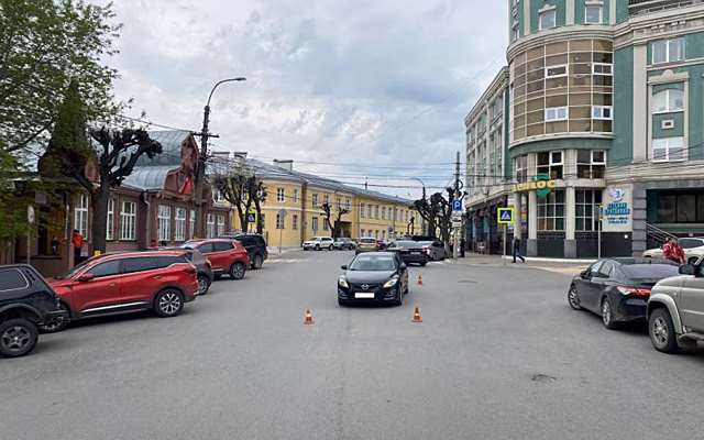 В центре Рязани женщина-водитель на Mazda сбила пенсионерку