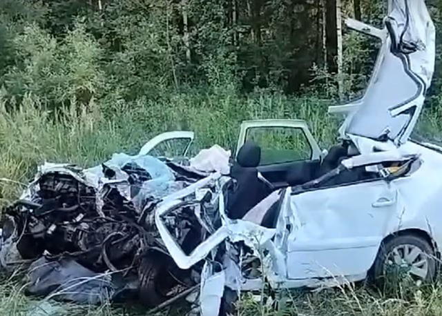 Три человека оказались в реанимации из-за смертельного ДТП в Удмуртии