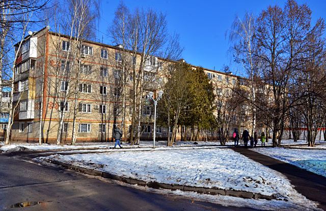 Работы в рамках подготовки к весенне-летнему периоду провели в поселении Кокошкино