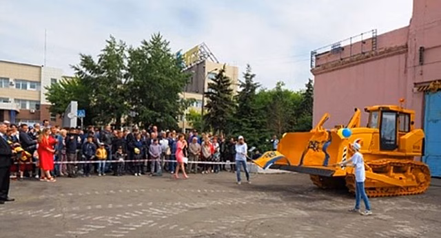В Челябинске разработали новый современный трактор с электромеханической трансмиссией