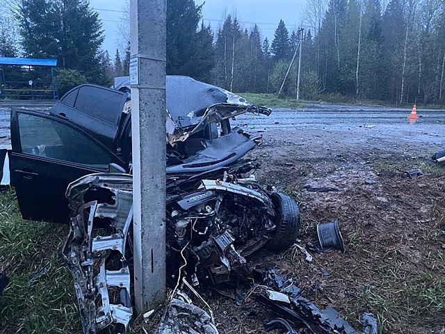 Водитель легковушки спровоцировал смертельную аварию на трассе в Удмуртии