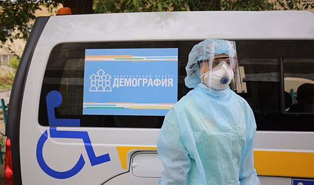В Волгоградскую область поступили 16 машин для соцучреждений