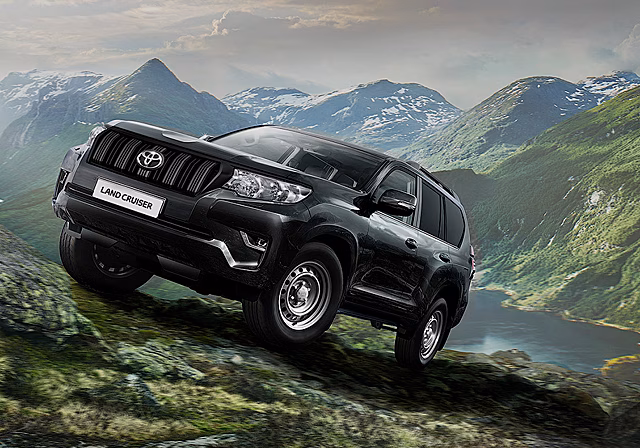 Toyota превратила «Прадо» в двухместный развозной фургон