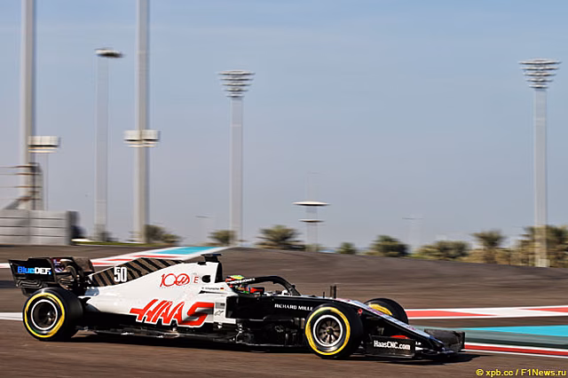 У Haas проблемы с установкой в машину мотора Ferrari