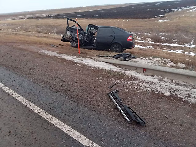На трассе в Оренбуржье в тройном ДТП пострадали шесть человек