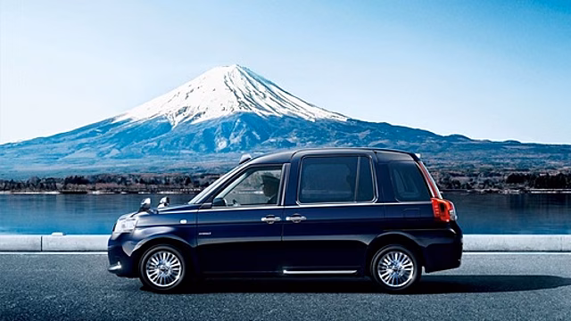 Toyota выпустила новое поколение такси для Японии