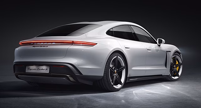Porsche готова соревноваться с Taycan, готовя к выпуску более дешевый электромобиль