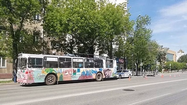 В Екатеринбурге доказали, что сбившая пешехода насмерть водитель троллейбуса невиновна