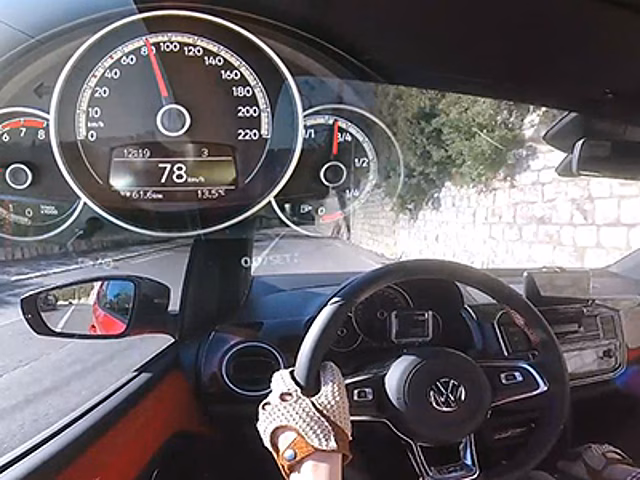 Видео: Крошечный моторчик Volkswagen не по зубам многим «корейцам»