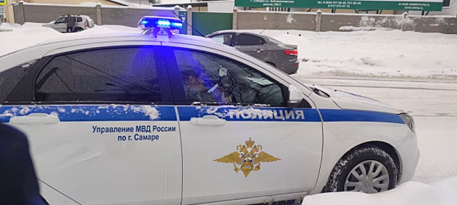 В Самаре за пьяного водителя, устроившего ДТП, заступилась нетрезвая супруга