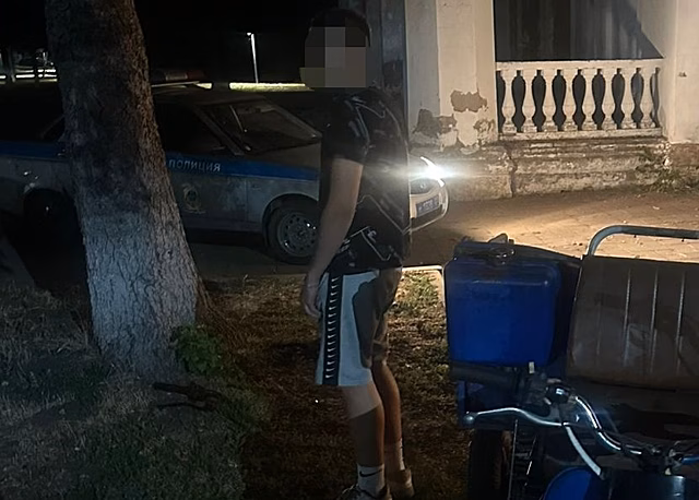 Новобейсугские подростки попались автополицейским за рулём транспортных средств