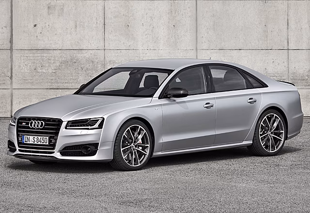 Audi отзывает A8 и S8 из-за дефекта люка
