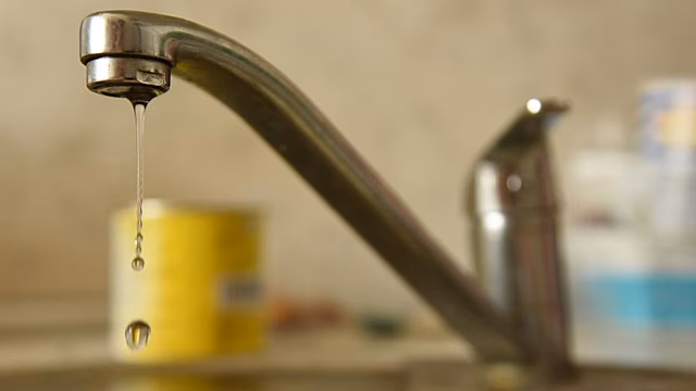 Горячую воду отключат в некоторых районах Вологды 24 июня