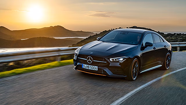 Mercedes показал CLA нового поколения