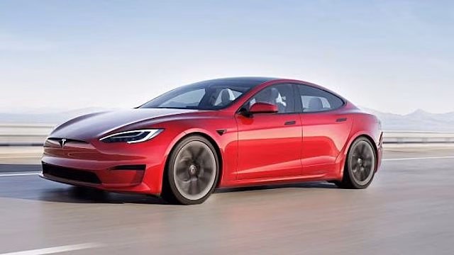 Компания Tesla снизила цены на модели S и X более чем на 6% в Китае