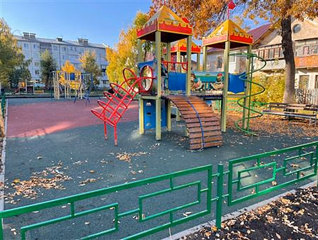 В Красноглинском районе Самары благоустроили дворы