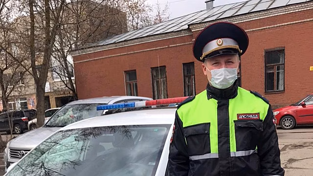 Полицейский из Вологды, находясь в отпуске, спас жертву мошенников