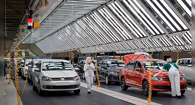 Предприятие Volkswagen в РФ возобновляет работу после зимнего отпуска