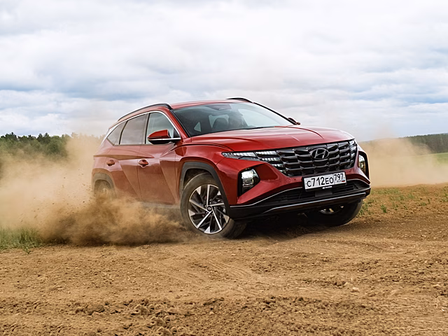 Hyundai Tucson и компания: выбираем среднеразмерный кроссовер за 3-4 миллиона рублей