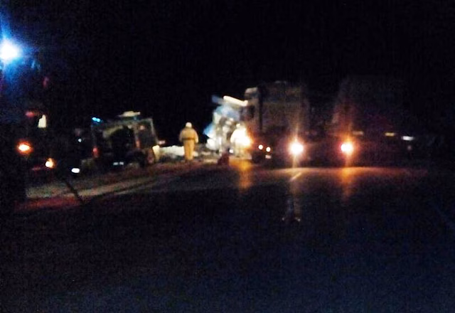 Водители двух грузовиков погибли в жёстком ДТП на омской трассе