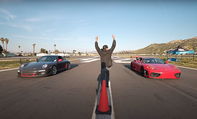 Видео: Ferrari 360 Modena и Porsche 911 GT3 сравнили в гонке по прямой