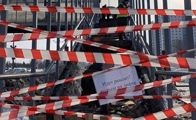 В Казани на время ремонта надземного пешеходного перехода около РКБ горожане могут использовать лифт