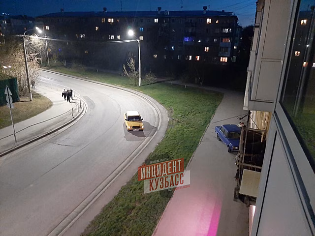 Цветные советские машины совершили ДТП в центре Кемерова