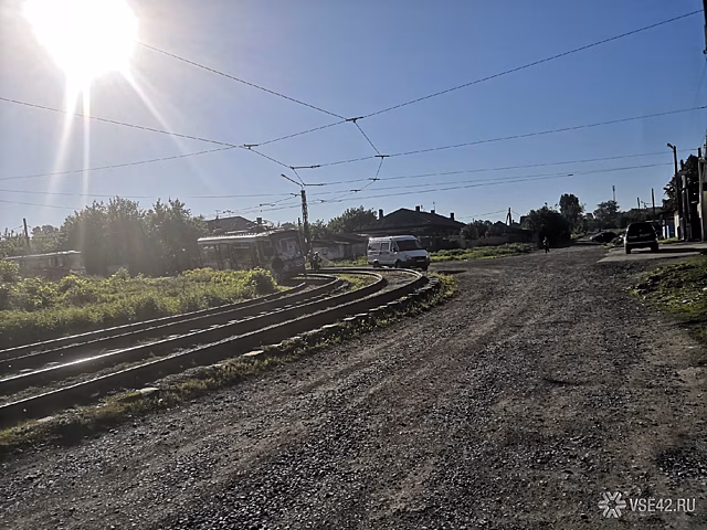 Авария на трамвайных путях в Кемерове парализовала движение