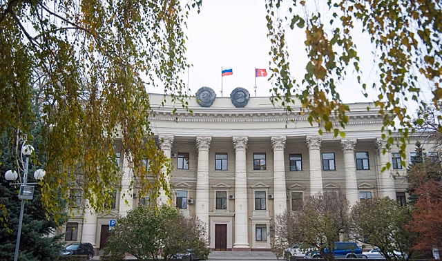 ДТП с тремя машинами случилось в Волгограде напротив обладминистрации
