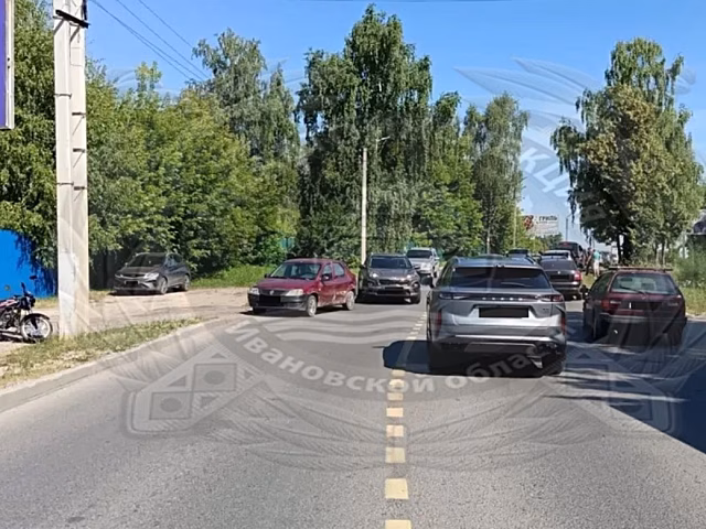 Шуя: водитель "Рено Логан" сбил мопедиста
