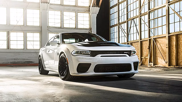 Dodge возвращает легендарные маслкары: гибрид мощнее 800 л.с.