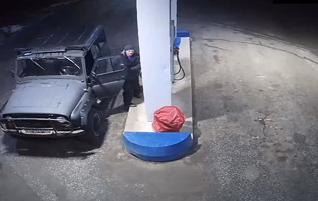 В Кирове разыскивают мужчину, причастного к совершению угона