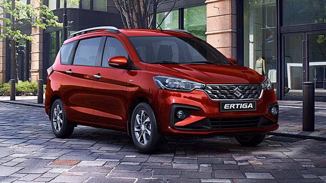 В РФ появились семиместные компактвэны Suzuki Ertiga