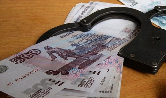 В отношении бывшего председателя саратовского комитета по ЖКХ возбудили дело о взятке