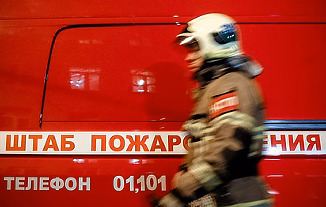 В Невинномысске при разгерметизации баллона на АЗС повреждены три автомобиля