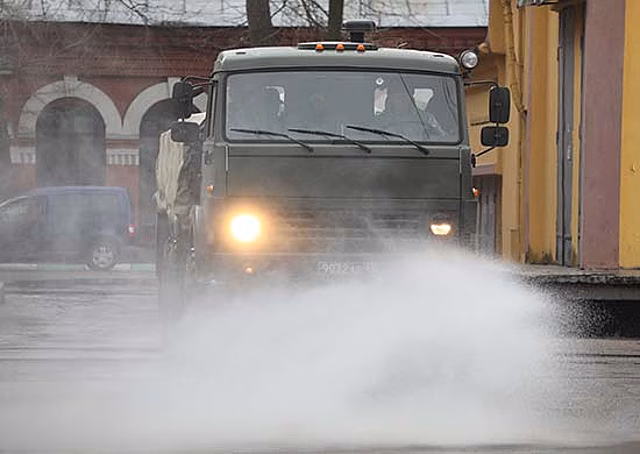 В Подмосковье подразделения РХБЗ получили свыше 20 тонн специального раствора ДТС-ГК