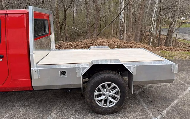 Создан комплект для переделки пикапа Jeep Gladiator в экспедиционный грузовик